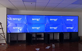 信特安55寸液晶拼接屏入駐山東濟(jì)南某機(jī)場(chǎng)