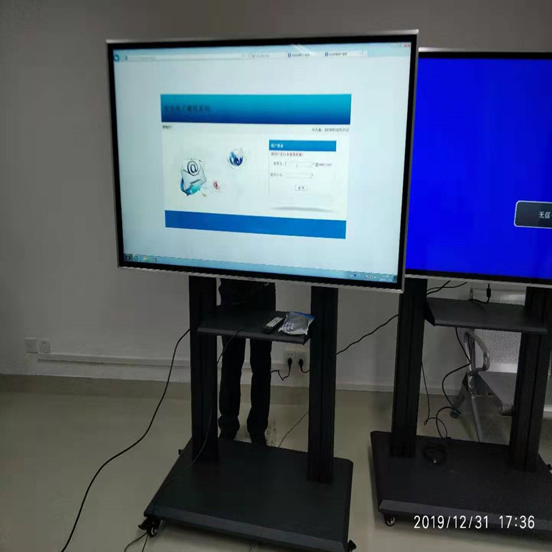 信特安65寸觸摸顯示器入職陜西某部隊(duì)